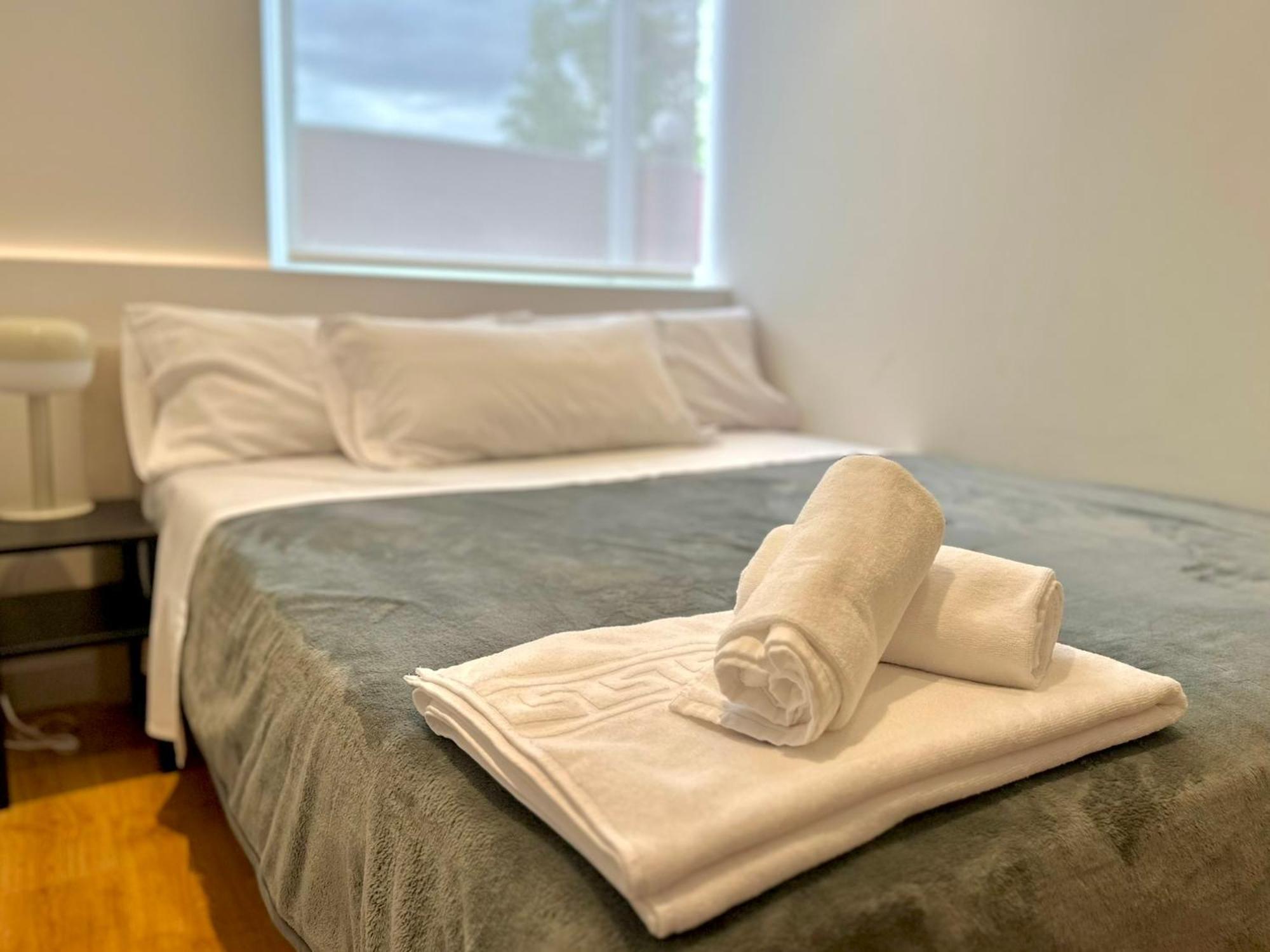Apartamentos Noviembre Madrid Exterior photo