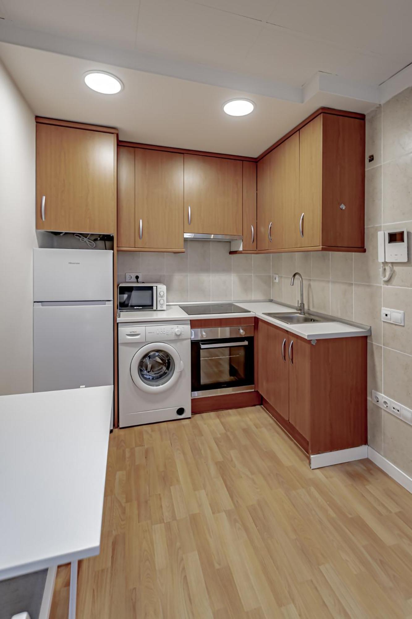 Apartamentos Noviembre Madrid Exterior photo